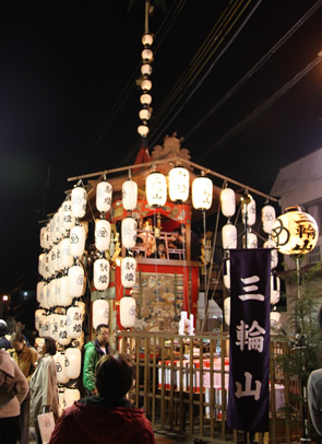 三輪山